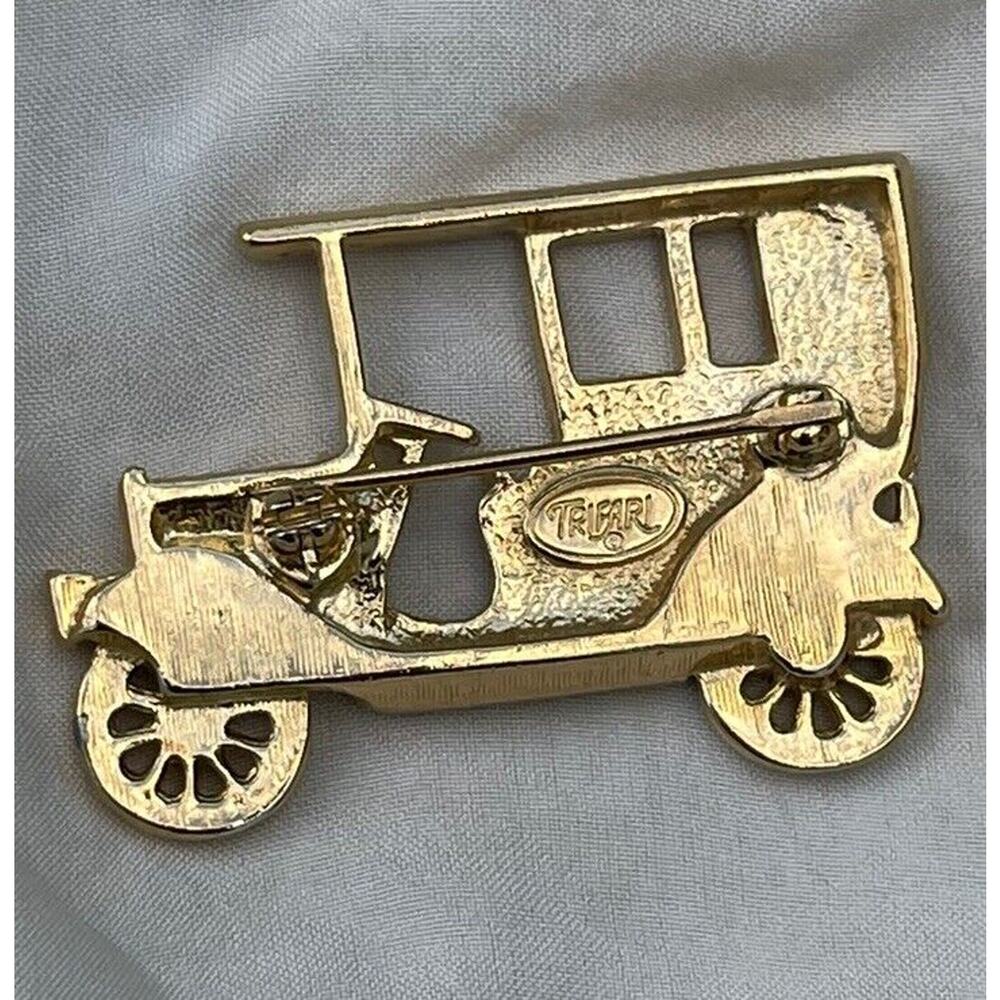 Vintage Trifari Antique Car Rolls Royce Brooch Pin Signed Gold Tone Figural - Picture 2 of 7